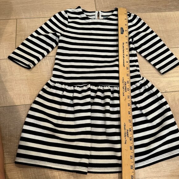 Black & White Striped BabyGap Dress For Girls Size 4-5 YRS 3/4 Sleeves - Picture 3 of 6